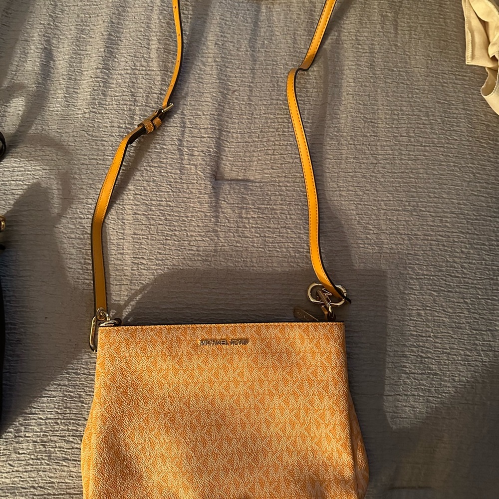 Michael Kors Crossbody Bag